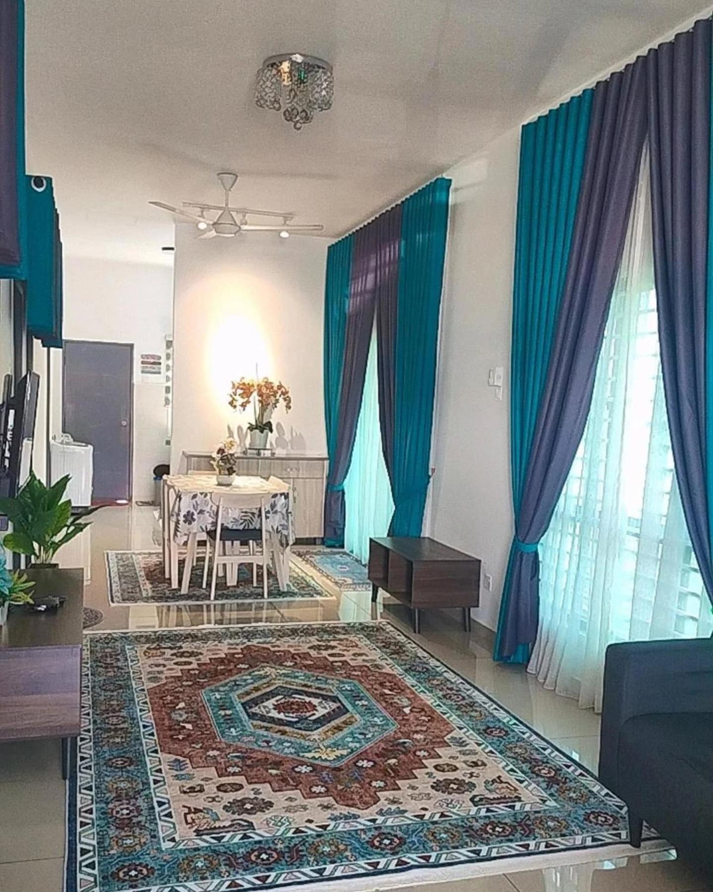 Aiman'S Rose Homestay Teluk Panglima Garang Екстер'єр фото